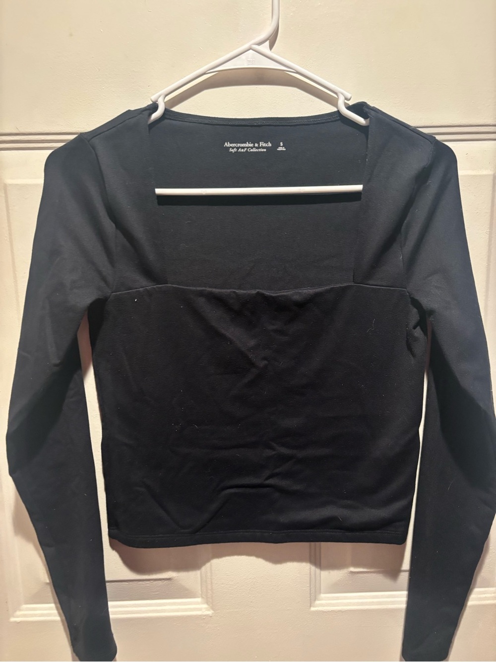 Abercrombie & Fitch Black Long-Sleeve Square Neck Top